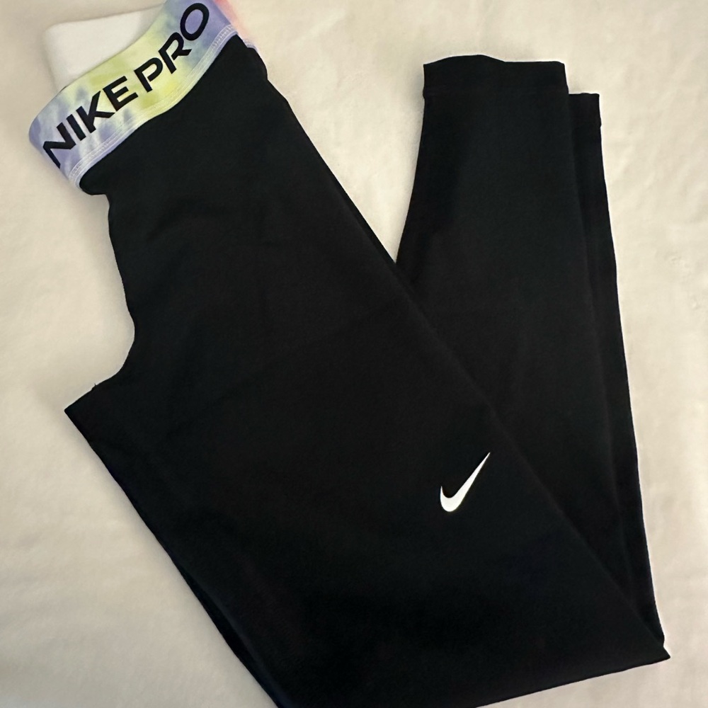 NIKE PRO LEGGINGS